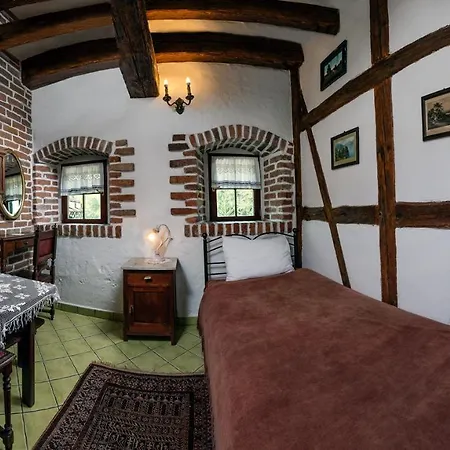 Karczma Rzym Dwór Bed and breakfast Breslavia