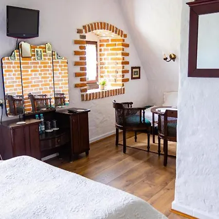 Bed & Breakfast Karczma Rzym Dwor