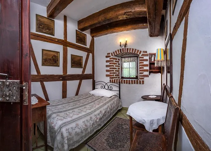 Bed & Breakfast Karczma Rzym Dwor Wroclaw