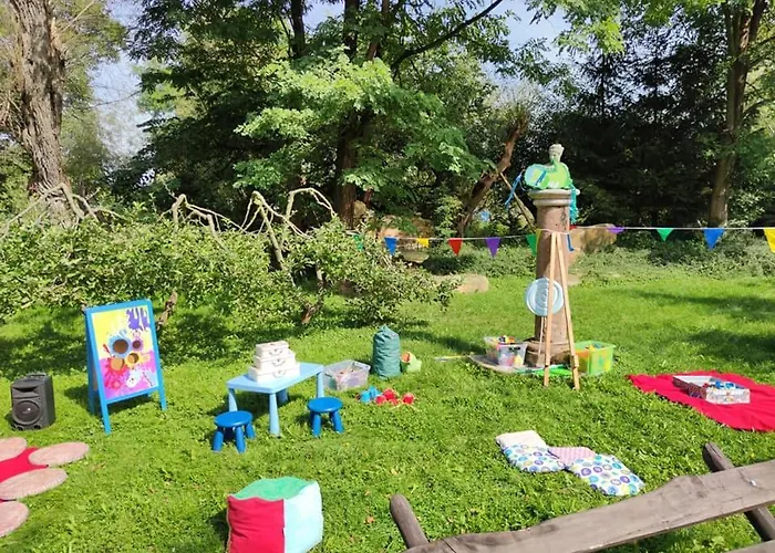 Karczma Rzym Dwór Alojamento de Acomodação e Pequeno-almoço 3*